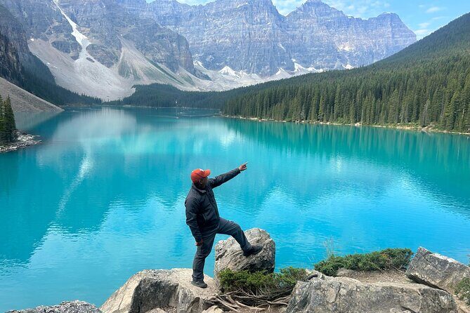 Half Day Shared Adventure to Lake Louise and Moraine Lake - Key Points