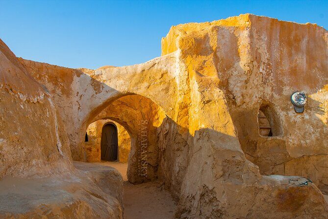 Half Day Star Wars Film Set Locations Private Tour from Tozeur - Authentic Experiences and Authenticity
