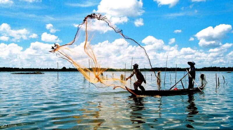 Half-day Tam Giang Lagoon Adventure And Fishermans Feast - The Journey Begins: From Hue to Dam Chuon Lagoon