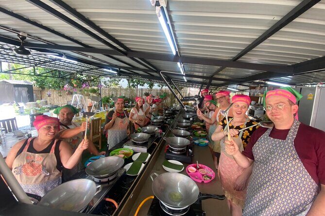 Half day Thai cooking Class + Market tour+Garden tour - FAQ