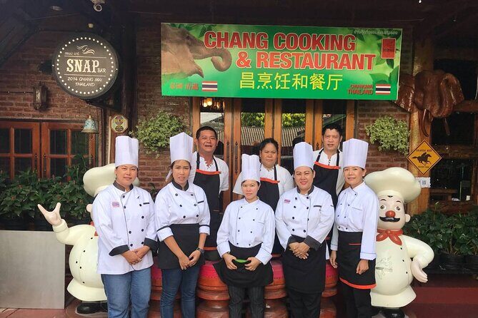 Half-Day Thai Cuisine Cooking Experience in Chiang Mai - The Practicalities: Group Size, Duration, and Location