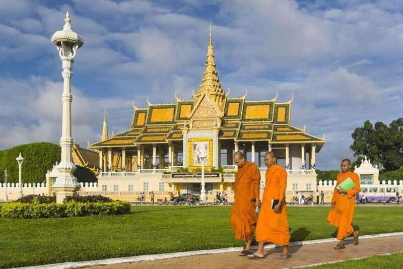 Half day tour in Phnom Penh - Breaking Down the Itinerary