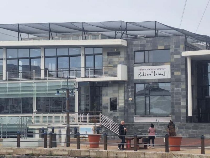 Half Day Tour to Robben Island with Pre-Booked Ticket - Key Points
