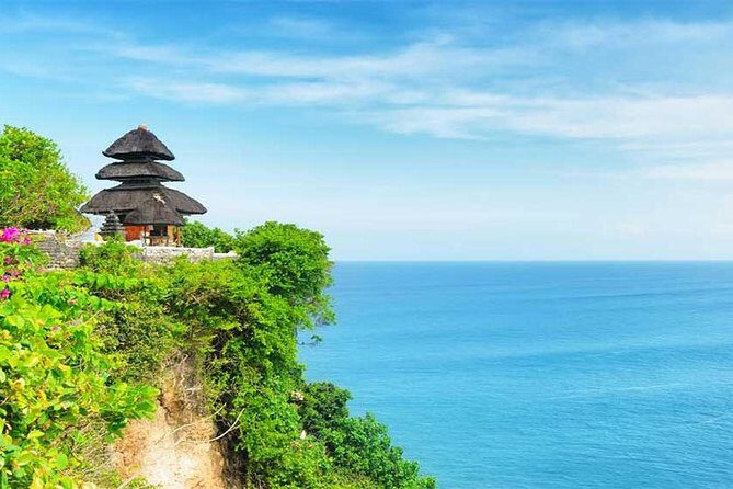 Halfday Tour:Uluwatu Temple,Kecak Dance and Dinner Jimbaran Beach with Transport - Exploring the Uluwatu Experience