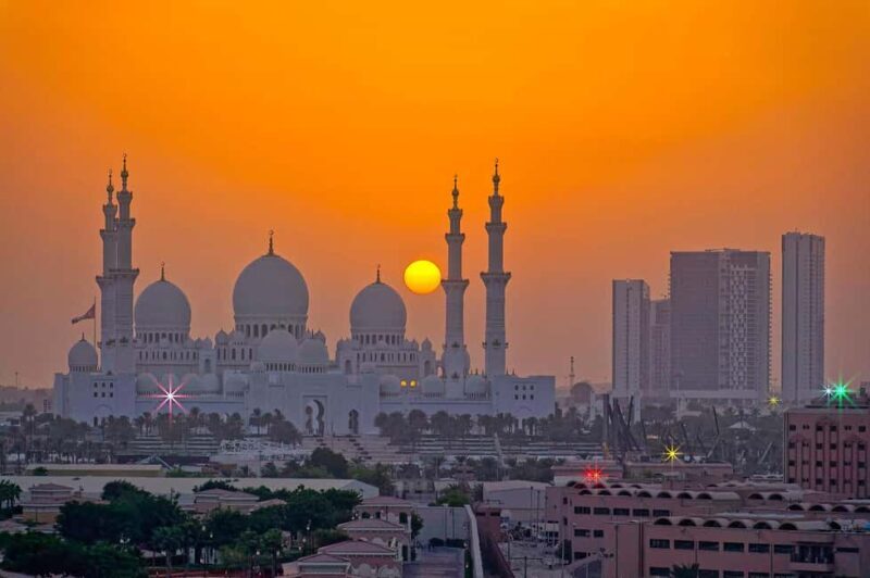 Halftrip from Dubai to Sheikh Zayed Mosque and back to Dubai - Additional Information You Should Know