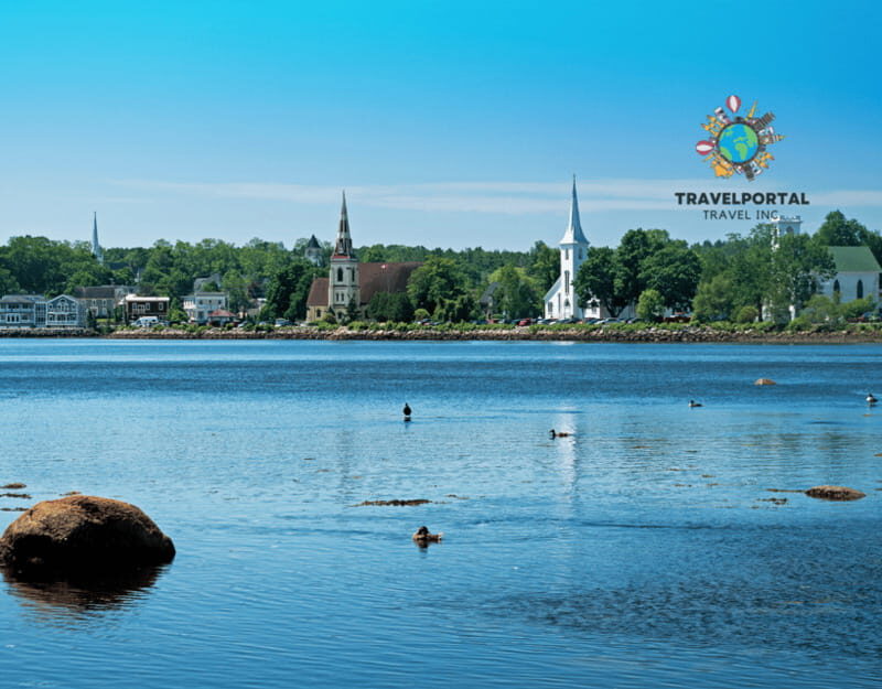 Halifax: Guided tour to Peggy's Cove, Lunenburg & - An Overview of the Tour Experience