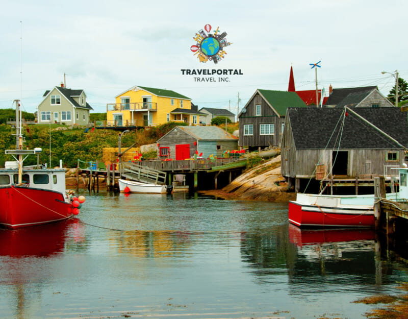 Halifax: Guided tour to Peggy's Cove, Lunenburg & - Mahone Bay: Artistic and Relaxed Coastal Town
