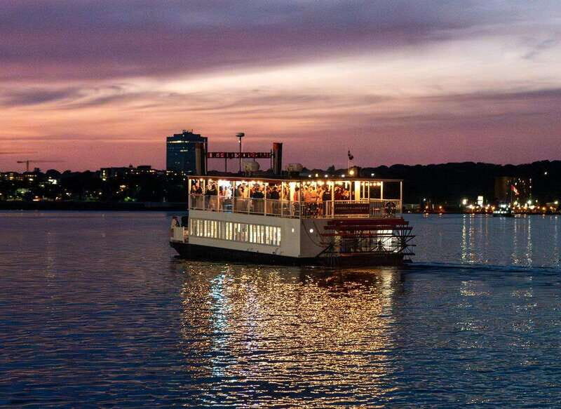 Halifax: Party Cruise on the Harbour Queen - The Itinerary and Atmosphere