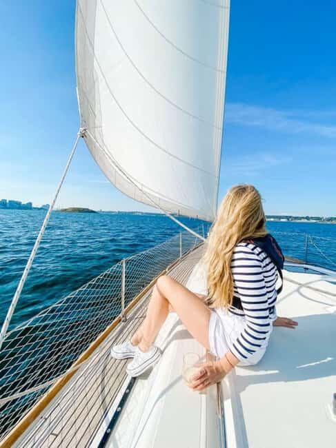 Halifax: Summer Breeze Sailing Tour with Cocktail - Itinerary Breakdown: What You Can Expect