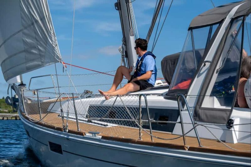 Halifax: Summer Breeze Sailing Tour with Cocktail - Who Will Appreciate This Tour Most?