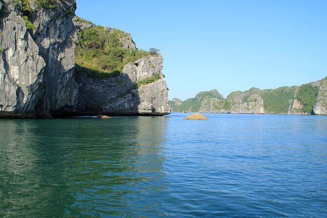 Halong Bay 2 Days 1 Night Including Transfer - Key Points
