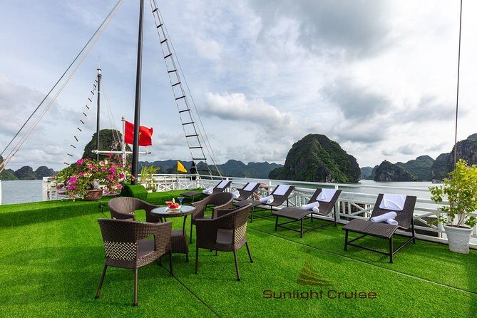 Halong bay Boutique Cruise 2D/1N tour: Kayaking, swimming, Titop island & cave - Summary: Who Will Love This Tour?