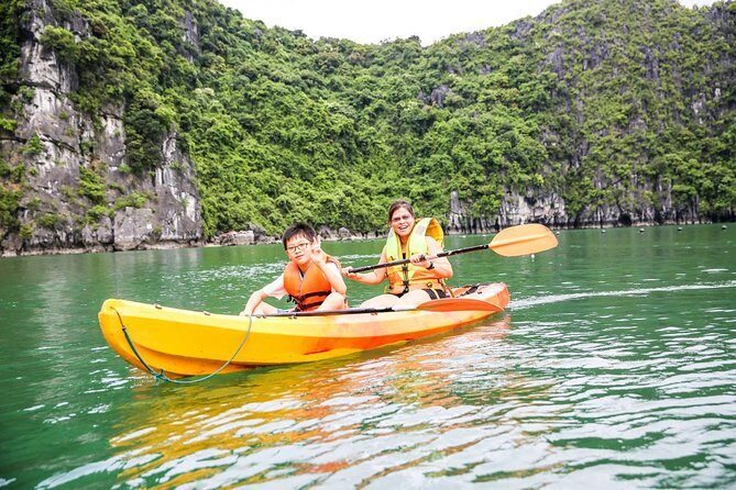 Halong Bay Cruise Tour from Hanoi with Kayak Adventure - An Honest Look at the Halong Bay Cruise from Hanoi with Kayak Adventure