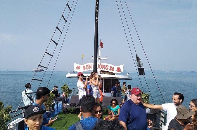Halong Bay Cruise Tour from Hanoi with Kayak Adventure - Authenticity and Overall Experience