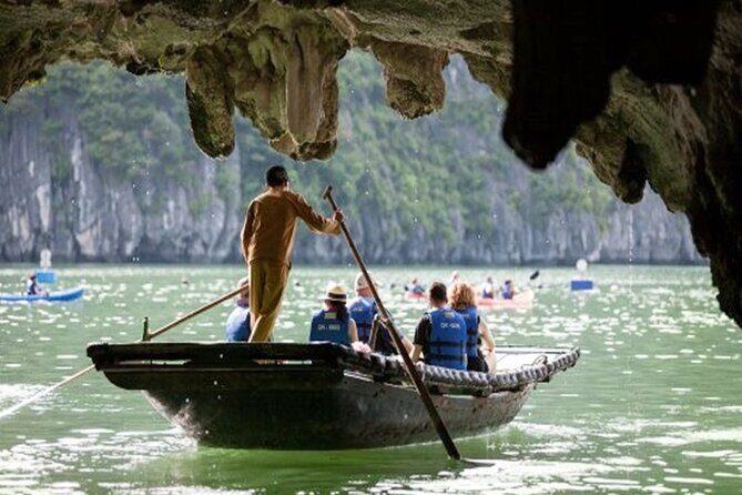 Halong Bay Day Tour 6Hour Deluxe Cruise Limousine Bus Small Group - Exploring Sung Sot Cave