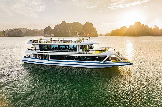 Halong Bay Full Day Tour-all included: Kayak, Titop, Swim, Lunch - Sunset and Return to Hanoi