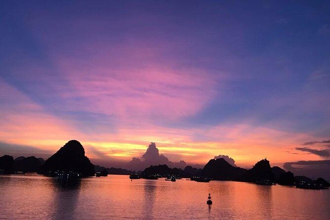 Halong Bay Full Day with Kayaking, Hiking viewpoint, Cave - Deluxe To Luxury - Who Will Love This Tour?