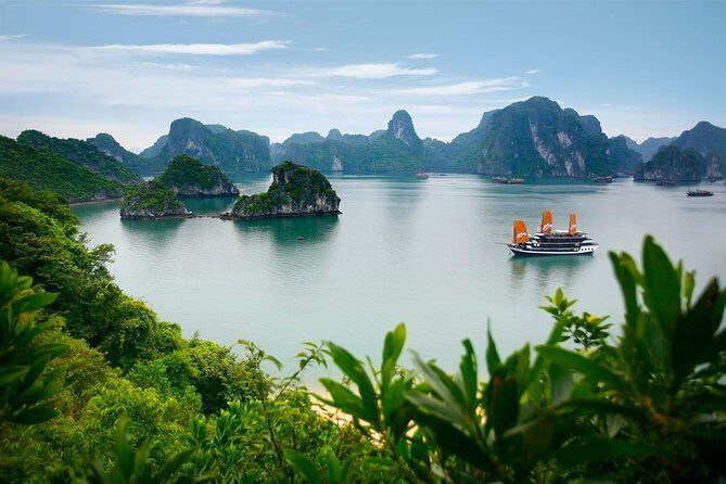 Halong Bay Luxury Cruise one day Tours - The Sum Up