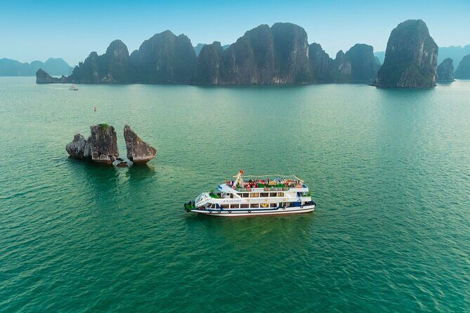Halong bay Luxury Cruise Trip: Titop Island, Amazing Cave & Kayak - Introduction