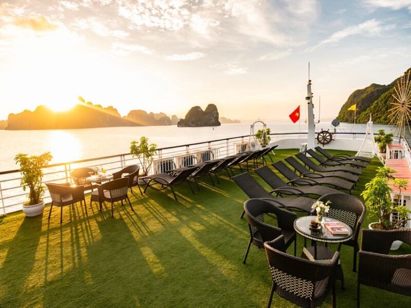 Halong Bay Luxury Cruise with Kayaking & Lunch Buffet - Final Thoughts