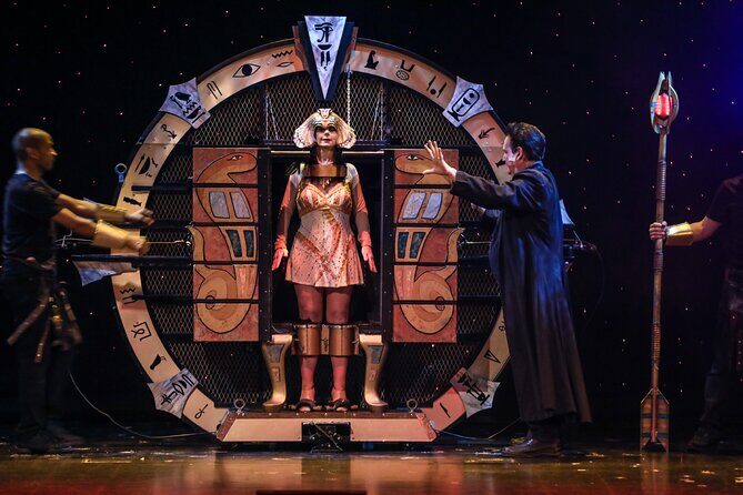 Hamners' New Year's Eve Extravaganza in Branson - Practical Tips for Attendees