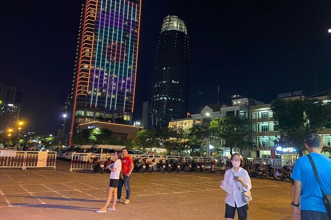 Han River by night on boat cruise in Da Nang - The Highlights and Drawbacks