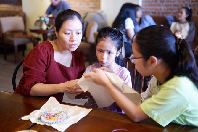 Hand Embroidery Workshop in Hoi An for Beginers - What Makes It Stand Out?