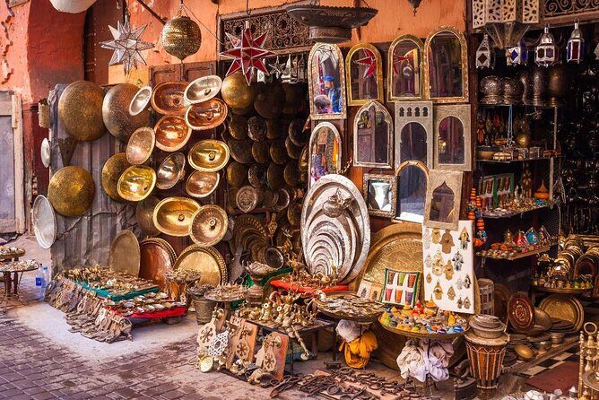 Handicraft & Shopping Tour in Fez Medina - Authenticity and the Human Touch