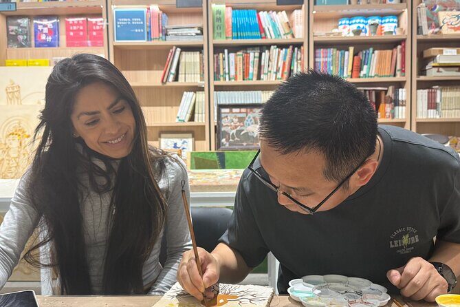 Hands On Dunhuang Paint Mogao Cave Murals with Artist - A Closer Look at the Experience