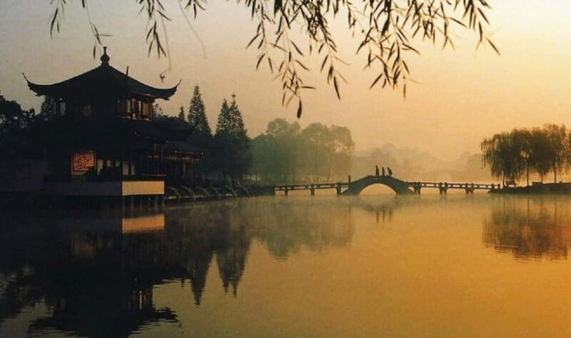 Hangzhou Private Day Trip by Bullet Train from Shanghai - Key Points