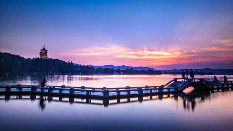 Hangzhou:Luxury West Lake Cruise+Santan Yinyue Island Ticket - Discovering the Hangzhou: Luxury West Lake Cruise + Santan Yinyue Island Ticket