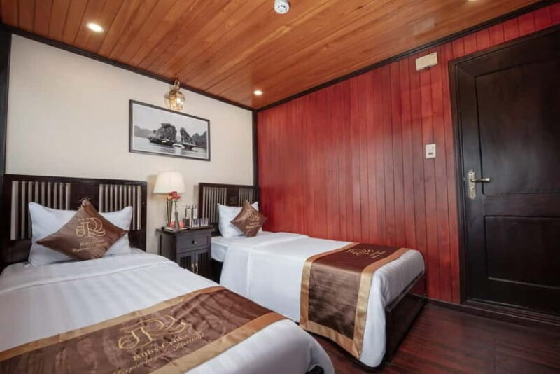 Hanoi: 2-Day Halong Bay Cruise with Meal and Kayaking - What Makes This Tour Stand Out