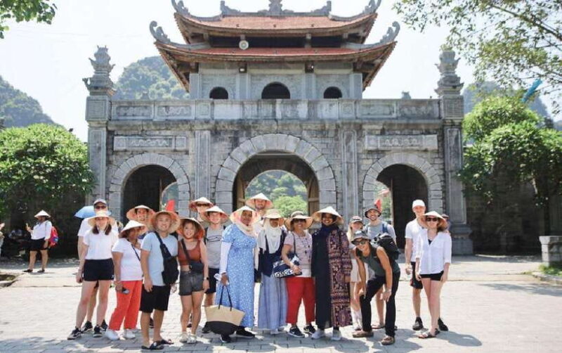 Hanoi: 2-Day Trang An, Tam Coc, Mua Caves, Hoa Lu, Bai Dinh - FAQ
