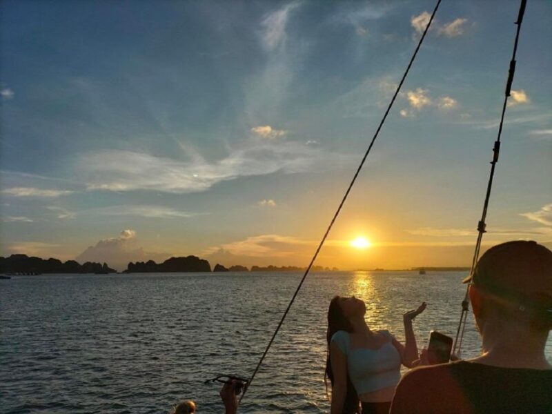 Hanoi: 3-Day Ninh Binh, Ha Long, & Lan Ha Bay 5-Star Cruise - Food & Activities