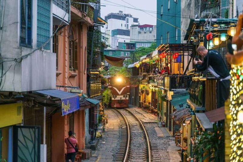 Hanoi: City Highlights Tour with Train Street & Hidden Gems - The Ho Chi Minh Complex