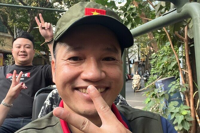 Hanoi City Jeep Tour Half-day: Food, Culture & Fun (4 hours) - Food and Refreshments