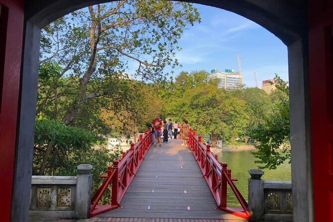 Hanoi City Tour: Private Half Day - Highlights and Train Street - Discovering Hanoi’s Top Sights in Four Hours