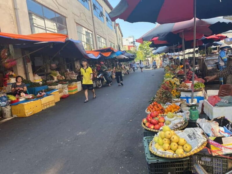 Hanoi City Tour: Private Half-Day & Train Street Visit - Market and Colonial Architecture