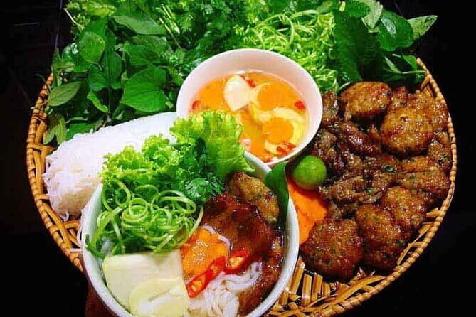 Hanoi Customized Street Food Walk with Train Street Experience - Who Is This Tour Best For?