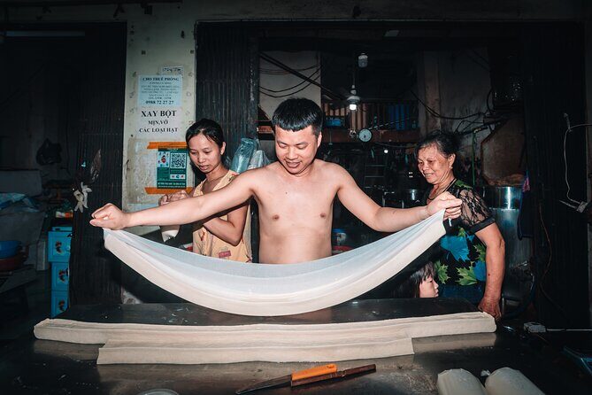 Hanoi Dawn Private Food Tour with 10+ Tastings - Analyzing the Value