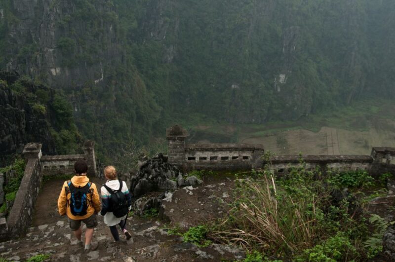 Hanoi: Full-Day Mua Cave, Hoa Lu and Tam Coc Tour - Who Should Consider This Tour?