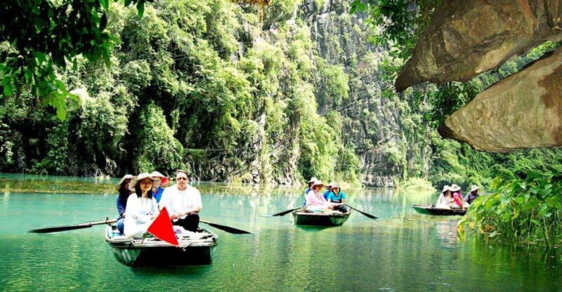 Hanoi: Full Day Tour of Hoa Lu, Tam Coc, and the Mua Cave - Hanoi: Full Day Tour of Hoa Lu, Tam Coc, and the Mua Cave