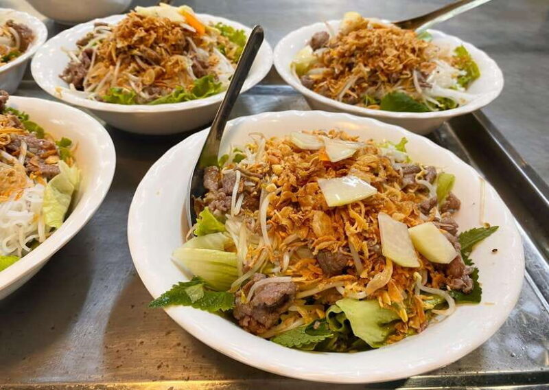 Hanoi: Guided Street Food Tour with Train Street Experience - Who Is This Tour Perfect For?