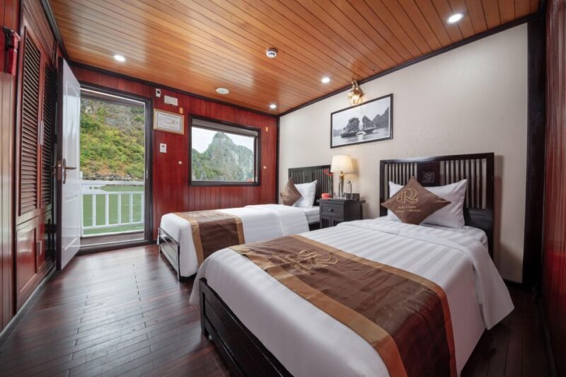 Hanoi: Ha Long Bay 2-Day 1-Night Tour by 4-star Luxury Junk - The Sum Up