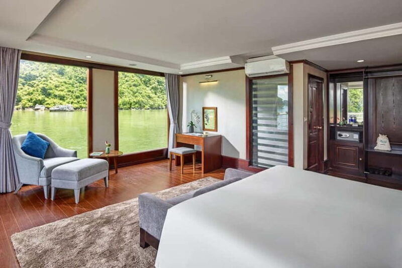 Hanoi: Ha long & Lan Ha Bay 5* cruises: bancony, all meals - The Sum Up