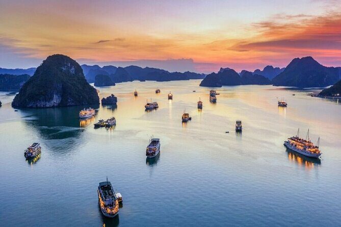 Hanoi - Ha Long Luxury Day Cruise with Kayak & Cave Adventure - Discover Ha Long Bay in Style: A Review of the Luxury Day Cruise