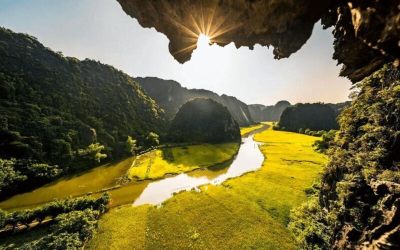 Hanoi: Hoa Lu, Trang An, and Mua Cave Full-Day Trip - An In-Depth Look at the Tour