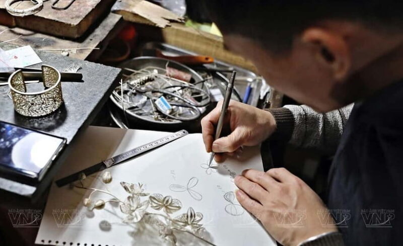 Hanoi: Jewelry Craft Village or Incense Village, Hat Village - An Authentic Taste of Hanois Craft Heritage