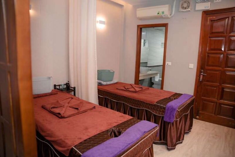Hanoi Lá spa 16: Four Hands - Body Massage 60' - The Logistics: Booking, Location, and Timing