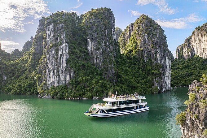 Hanoi Luxury Day Cruise to Ha Long Bay All Inclusive with Buffet - Key Points